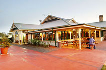 Potters Hotel Brewery Resort hunter valley