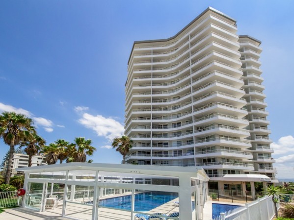 19th Avenue on the Beach Apartments 