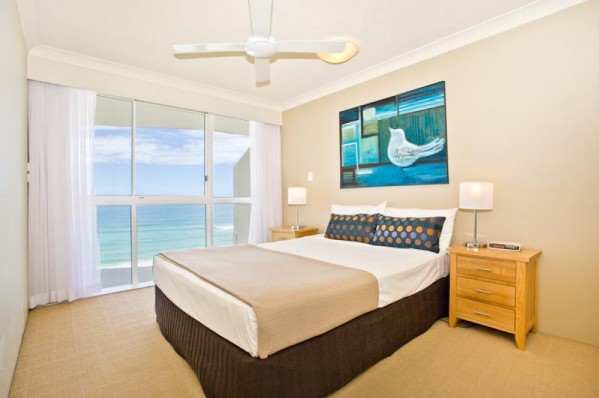 19th Avenue on the Beach Gold Coast