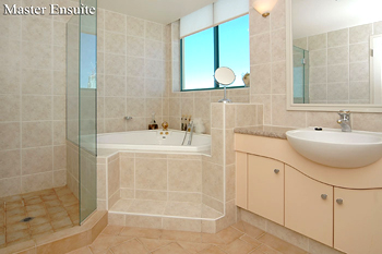 Crown Towers A1 Gold Coast Holiday (Private Apartments) Gold Coast