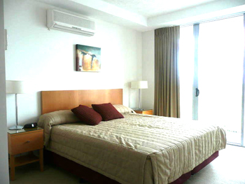 Blue Sky Holidays : Wings Apartments  (Private Apartments) Gold Coast