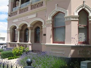 Roxburgh House Apartments hobart