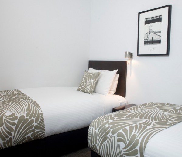 2 Bedroom Deluxe Apartment