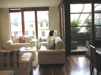 Carlton Townhouse Apartment Melbourne