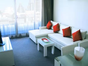 Clarion Suites Milano on Swanston Melbourne