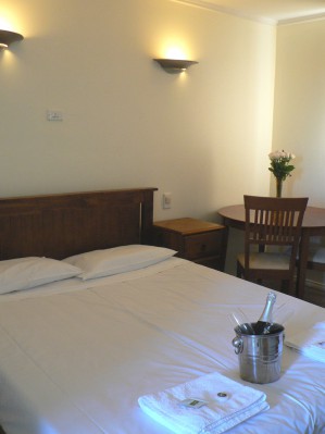 Stayinn formely Coburg Coach House Motel Melbourne