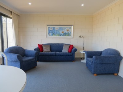 2 Bedroom Apartment - Min 3 Nights