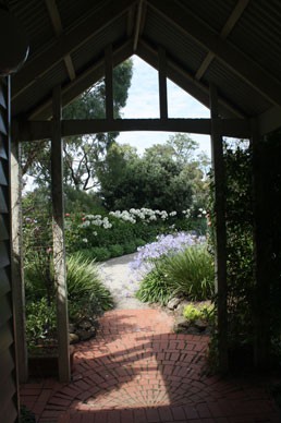 Views End Bed & Breakfast