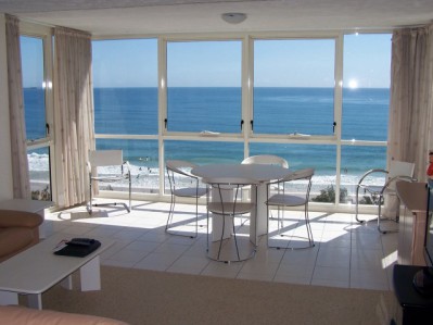 84 The Spit Holiday Apartments sunshine coast